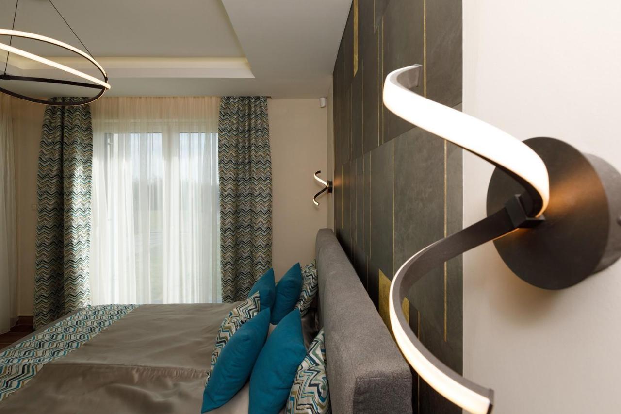 Royal Cafe Apartman Keszthely Zewnętrze zdjęcie